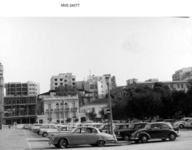 Η Αθήνα του '65 - 70' - Πλατεία  Κλαυθμώνος.