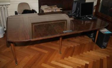 Τραπέζι στρογγυλό