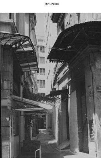 Η Αθήνα του '65 - '70 - οδ. Μητροπόλεως