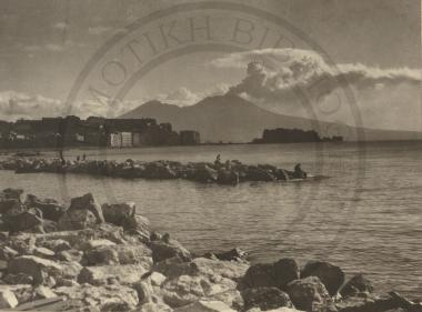 Όψη της Νάπολης και στο βάθος ο Βεζούβιος