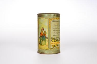 Κουτί με καπάκι και έντυπη διακόσμηση