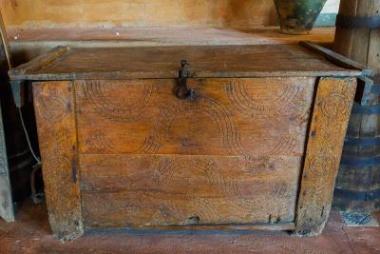 Σαρακατσάνικο μπαούλο