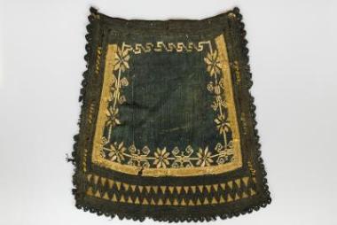 Σαρακατσάνικη ποδιά