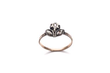 Ring/Δαχτυλίδι