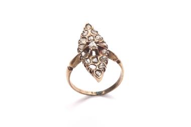 Ring/Δαχτυλίδι