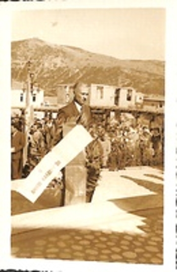Κατάθεση στεφάνου στο Ηρώο Καλαβρύτων