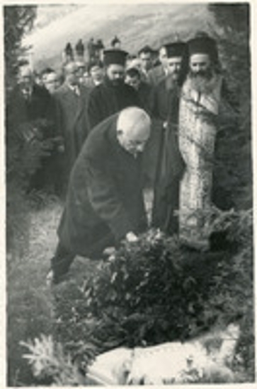 Κατάθεση στεφανιού στο μνημείο του Τόπου Εκτέλεσης