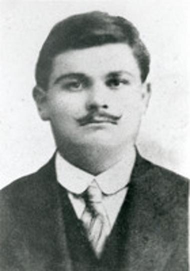 Ο εκτελεσθείς  Καρκούλιας Γεώργιος του Αγγέλου