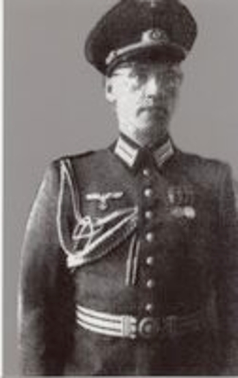 O Julius Wölfinger (1904-1993)