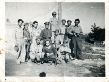 Στρατιώτες του Ελληνικού Στρατού στον Πύργο