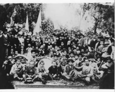 Αναμνηστική φωτογραφία από την Αγία Λαύρα