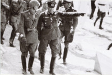 Γερμανοί και Ιταλοί αξιωματικοί στην Ακρόπολη
