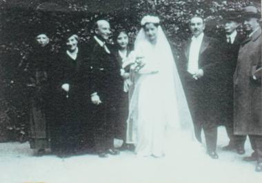 Wedding photo of Despoina Caratheodory with Theodoros Skoutaris.