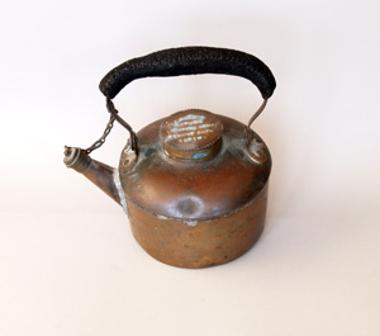 Τσαγιέρα της οικοσκευής του Νίκου Καζαντζάκη