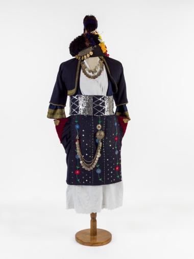 WOMEN’S TRADITIONAL COSTUME OF ALEXANDREIA WITH A BLUE SAYIAS