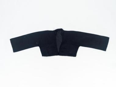 ΓΙΛΕΚΟ (ΛΙΜΠΑΝΤΙ) ΜΑΥΡΟ  ΠΑΡΑΔΟΣΙΑΚΗΣ ΦΟΡΕΣΙΑΣ ΝΑΟΥΣΑΣ ΓΥΝΑΙΚΕΙΟ