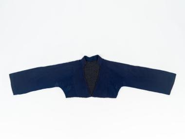 ΓΙΛΕΚΟ (ΛΙΜΠΑΝΤΙ) ΜΠΛΕ ΠΑΡΑΔΟΣΙΑΚΗΣ ΦΟΡΕΣΙΑΣ ΝΑΟΥΣΑΣ ΓΥΝΑΙΚΕΙΟ