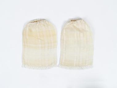 ΜΑΝΙΚΑΚΙ ΠΑΡΑΔΟΣΙΑΚΗΣ ΦΟΡΕΣΙΑΣ ΝΑΟΥΣΑΣ ΓΥΝΑΙΚΕΙΟ