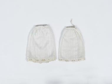 ΜΑΝΙΚΑΚΙ ΠΑΡΑΔΟΣΙΑΚΗΣ ΦΟΡΕΣΙΑΣ ΝΑΟΥΣΑΣ ΓΥΝΑΙΚΕΙΟ