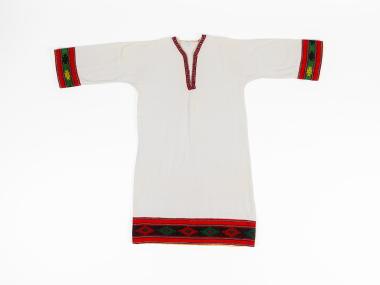 SHIRT OF THE WOMEN’S TRADITIONAL COSTUME OF ARACHOVA