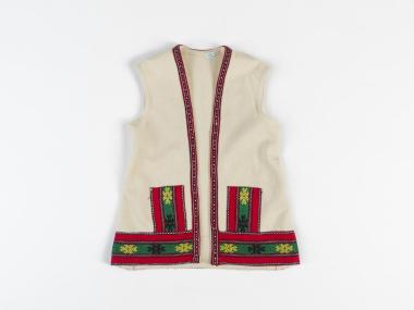 WOMEN’S OVERCOAT (SAYIAS) OF THE TRADITIONAL COSTUME OF ARACHOVA