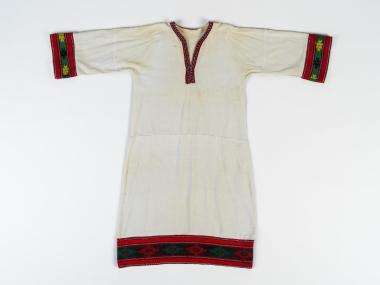 WOMEN’S SHIRT OF THE TRADITIONAL COSTUME OF ARACHOVA