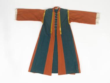 ΕΠΕΝΔΥΤΗΣ (ΣΑΓΙΑΣ) ΠΑΡΑΔΟΣΙΑΚΗΣ ΦΟΡΕΣΙΑΣ ΚΑΠΠΑΔΟΚΙΑΣ ΓΥΝΑΙΚΕΙΟΣ