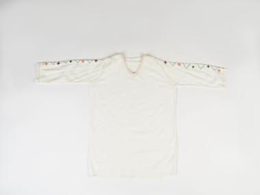 ΠΟΥΚΑΜΙΣΟ ΠΑΡΑΔΟΣΙΑΚΗΣ ΦΟΡΕΣΙΑΣ ΜΕΤΑΞΑΔΩΝ ΘΡΑΚΗΣ ΓΥΝΑΙΚΕΙΟ