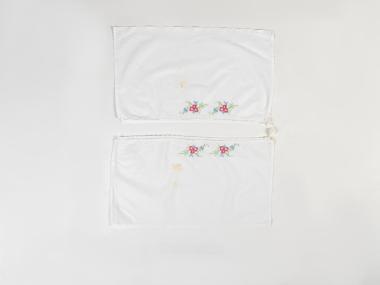 WOMEN’S PLASTRON OF THE TRADITIONAL COSTUME OF ALEXANDREIA WITH A BLUE SAYIAS