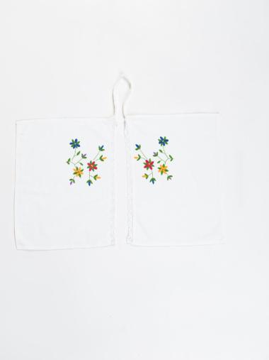 WOMEN’S PLASTRON OF THE TRADITIONAL COSTUME OF ALEXANDREIA WITH A WHITE SAYIAS