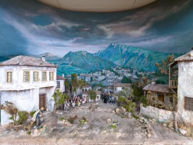 Diorama depicting the reception of Greek fighters in Litochoro in 1878. Work of George Anemogiannis.