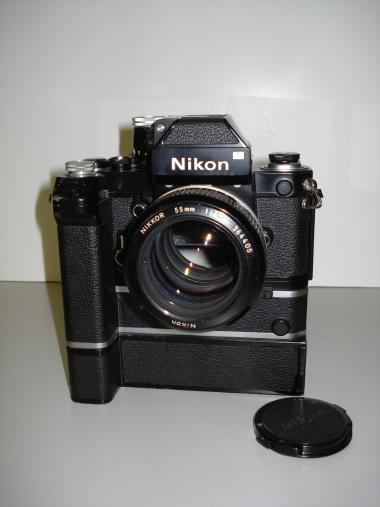 ΦΩΤΟΓΡΑΦΙΚΗ ΜΗΧΑΝΗ NIKON F2 PHOTOMIC