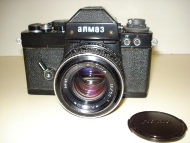 ΦΩΤΟΓΡΑΦΙΚΗ ΜΗΧΑΝΗ LOMO ALMAZ 103