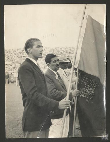 Διάδοχος Κωνσταντίνος σημαιοφόρος στην Ρώμη
