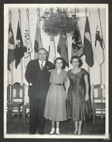 Επαμεινώνδας Πετραλιάς, Τίτη Ψιλάκη-Πετραλιά, Νίνα Πετραλιά