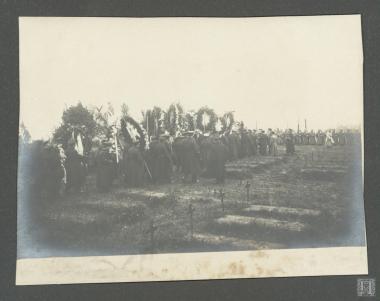 Ταφή του Συνταγματάρχη και Διοικητή του Δ΄ Σώματος Στρατού Ανατολικής Μακεδονίας  Ιωάννη Χατζόπουλου στο κοιμητήριο της πόλης Görlitz