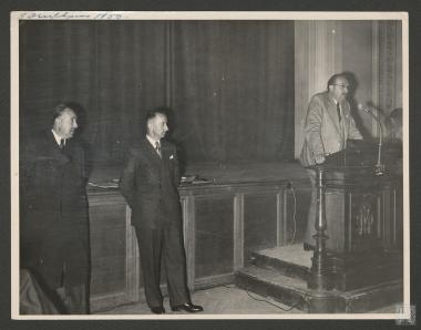 Από δεξιά: Επαμεινώνδας Πετραλιάς, Δράκος, Στουπάθης