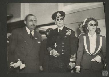 Βασιλεύς Παύλος, Βασίλισσα Φρειδερίκη και Επαμεινώνδας Πετραλιάς