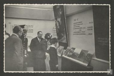 Εγκαίνια έκθεσης του φιλανθρωπικού ιδρύματος 