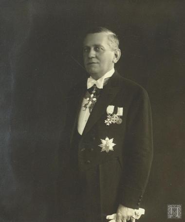 Θάνος Πετραλιάς