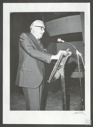 Επαμεινώνδας Πετραλιάς, εκφωνεί ομιλία του στο φιλανθρωπικό ίδρυμα 