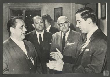 Βασιλεύς Κωνσταντίνος Β΄, Επ. Πετραλιάς, Αριστοβούλου, Dr Denz, Σύνοδος Ολυμπιακών Επιτροπών