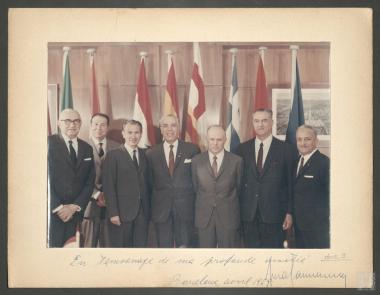 Επίσημη φωτογραφία της Δ.Ο.Ε (Διεθνής Ολυμπιακή Επιτροπή)