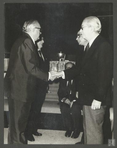 Επαμεινώνδας Πετραλιάς, Τζ. Αθανασιάδης και Ν. Φιλάρετος