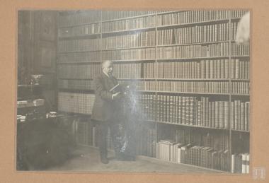 Γιάννης Ψυχάρης, στην Βιβλιοθήκη του