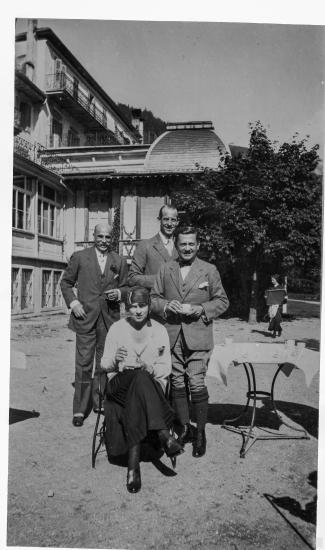 Πρίγκιπας Ανδρέας, Πριγκίπισσα Αλίκη και Θάνος Πετραλιάς