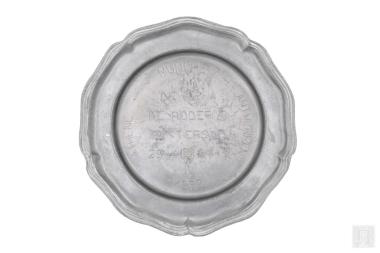 Μεταλλικό πιάτο (από κασσίτερο) ATHENS MUNHEN ANTWERPEN DE BIE A DE RIDDER G/ROTTIERS F/29-4 29-5 1972