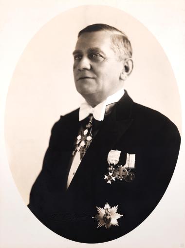 Θάνος Πετραλιάς