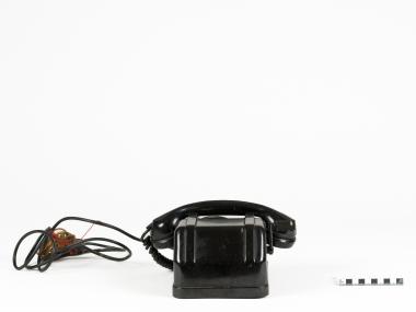 Τηλέφωνο επιτραπέζιο