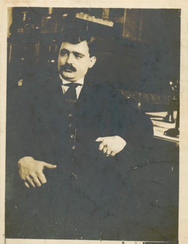 Ο πατέρας του Αιμίλιου Ριάδη, Χάινριχ Κου ή Χου (Heinrich Khu)